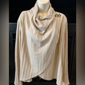 Long sleeve turtleneck style